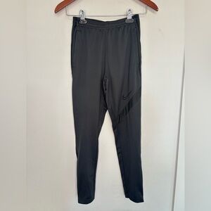 NIKE DRI FIT DARK GREY BOYS JOGGER TRACK PANTS SZ YOUTH MEDIUM